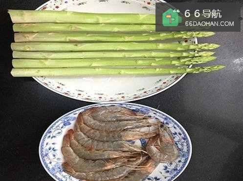 芦笋这样做清新爽口,营养丰富