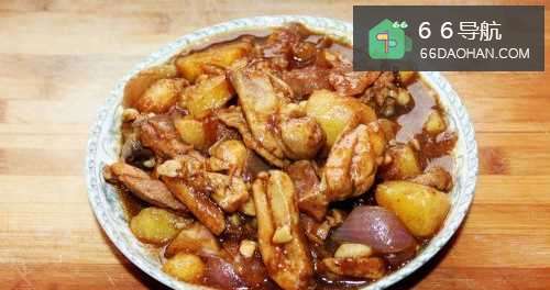 洋葱土豆烧鸡肉的做法