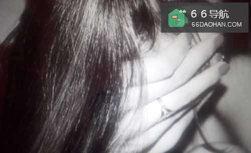 不去打扰你爱(喜欢)的那个人