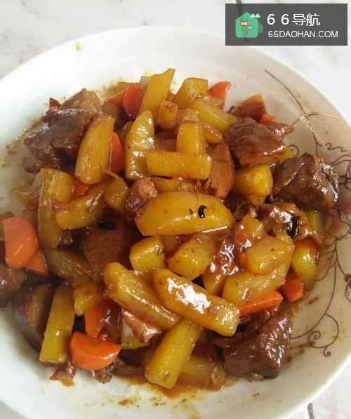 土豆胡萝卜烩肉怎么做