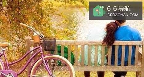 如何在伤心的时候得到女朋友的关心，恋爱秘籍