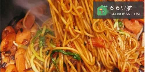 夜市版咸蛋黄炒面