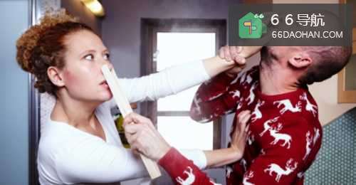 离婚九年不准前妻谈恋爱，这是病！