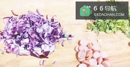 如何制作天津版烤冷面？