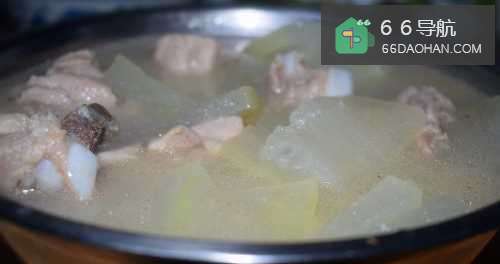 冬瓜排骨汤怎么做好吃 冬瓜炖排骨的家常做法