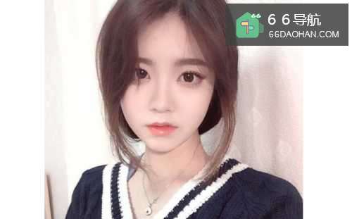 在社交场合判断女生对你有没有兴趣的方法