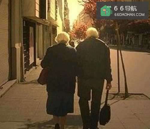 在外的我们如何让家中的父母能够过得更加开心