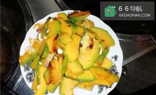 怎样做简单的家常菜南瓜炒咸鸭蛋