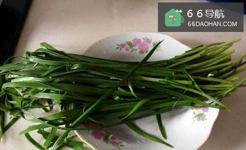 【韭菜香干炒银芽】简单做法