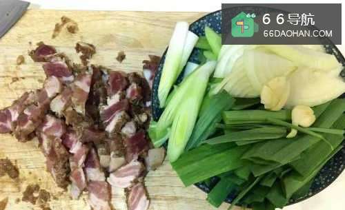 如何处理出家常菜系列之青蒜咸猪肉