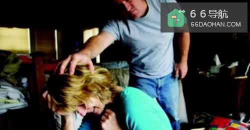 老汉劈死不回家妻，遭遇暴力婚姻真的只可以躲藏吗