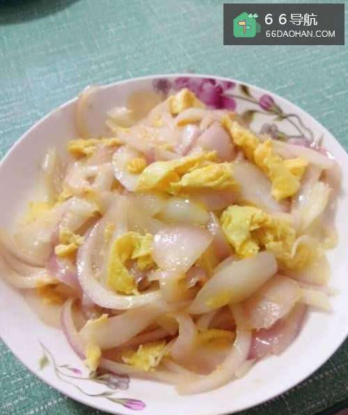 洋葱炒蛋如何做好吃？