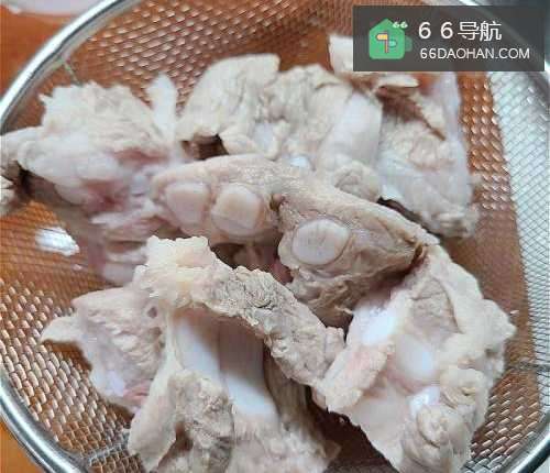 怎么样办出家常菜系列之番茄焖猪软骨