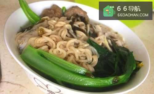 肉卷青菜面的做法