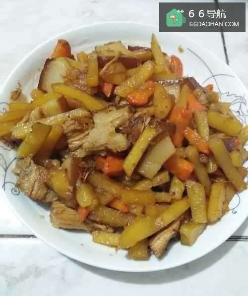 土豆熏肉胡萝卜如何炒