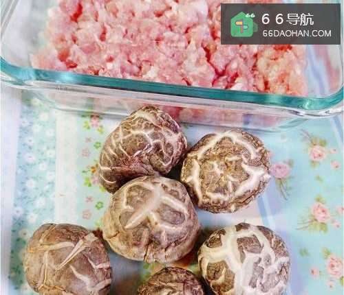 怎么样处理出家常菜系列之香菇肉燥饭