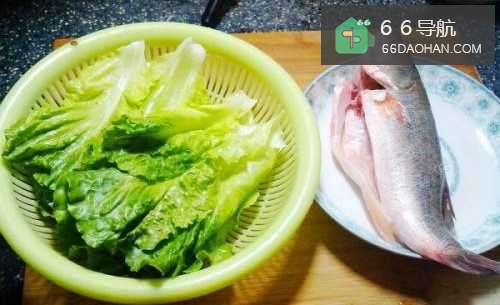 【酸辣椒红烧鱼】简单做法