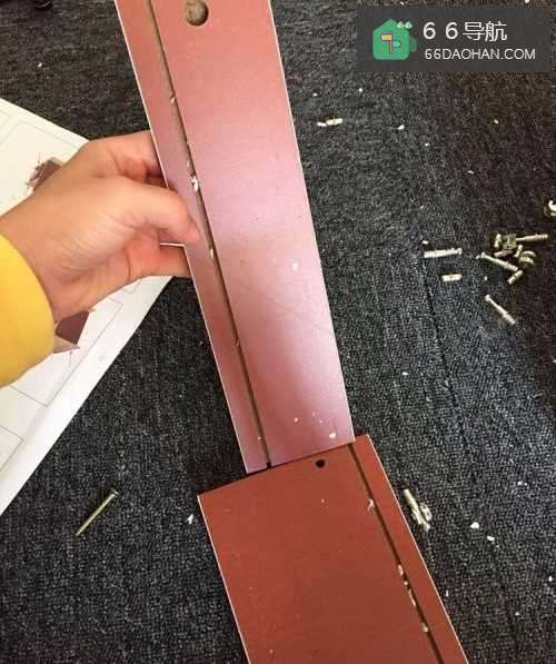 怎么动手，轻松安装小型床头柜