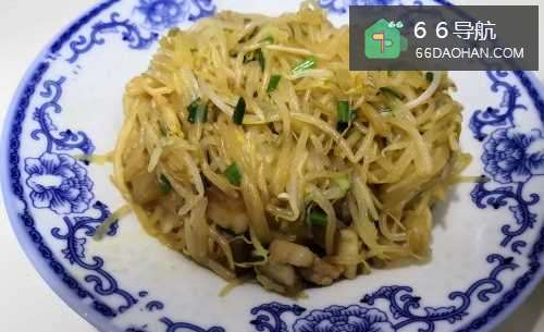 豆芽炒肉家常做法（香喷喷！）