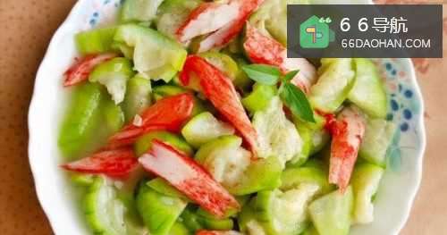 私房食谱：蟹味棒炒丝瓜