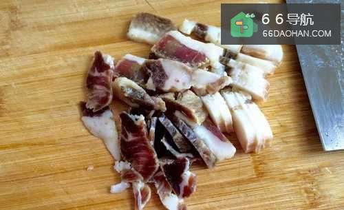 青蒜胡萝卜炒腊肉怎样做好吃？——小白学做菜！