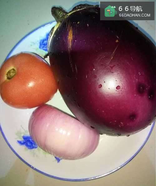 西红柿炒茄子做法