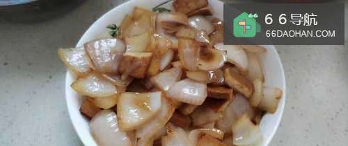 怎么样做豆干炒洋葱？