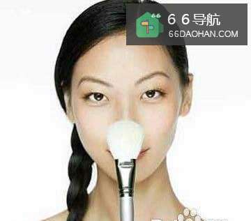 职场新人必学立体底妆的化妆技巧