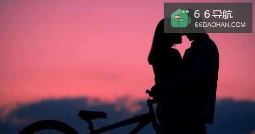 遇到自己喜欢的人怎样做 遇到自己喜欢的如何追