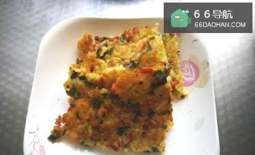 怎么用剩米饭做什锦蔬菜米饼？