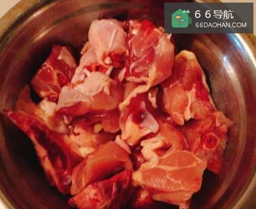 土豆炖鸡腿怎么样做呢?