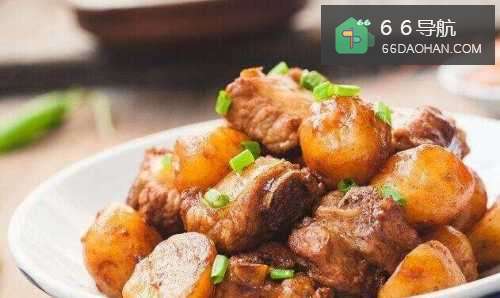 怎么样做土豆焖排骨