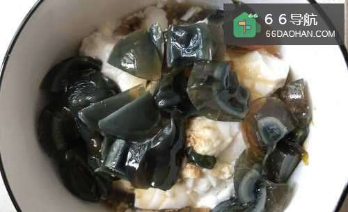 简单的皮蛋拌豆腐如何做
