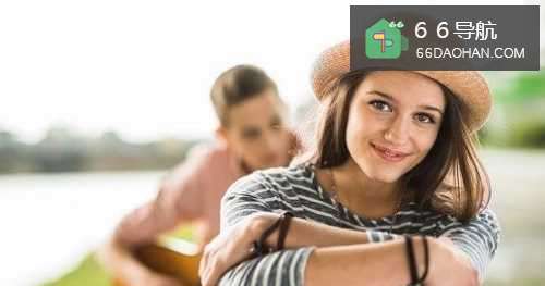 刚认识的男女怎么样交流增进感情?