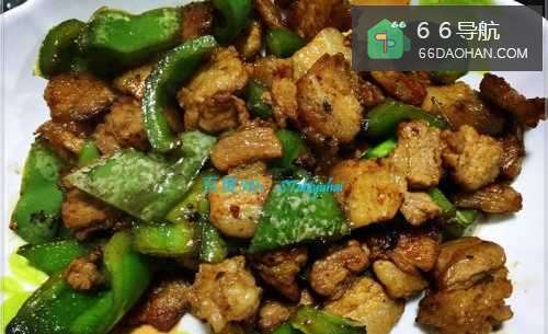 家常菜系青椒炒回锅肉