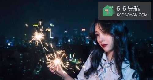 女孩子对你有好感,会有何种表现?