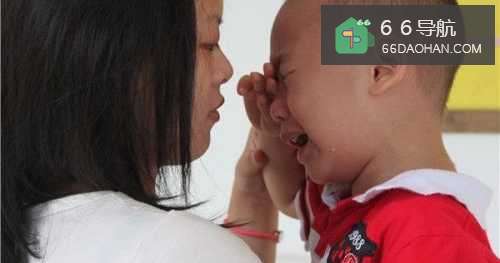 孩子早晨不起床，入园闹情绪，每早泪别怎疏导？