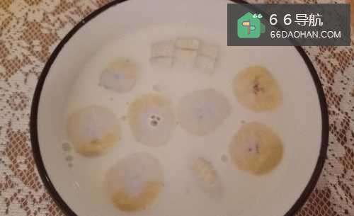 牛奶香蕉昔的简单做法
