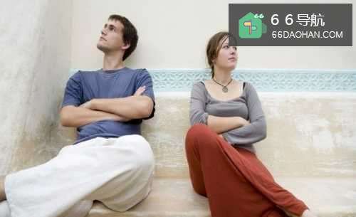 夫妻间有矛盾怎样解决？