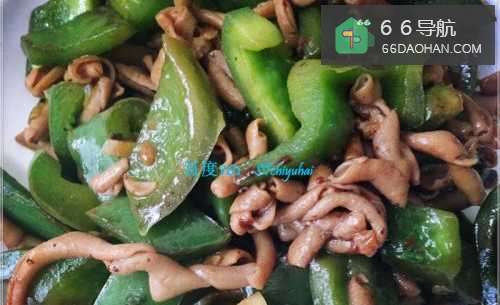 家常菜系青椒鸡肠