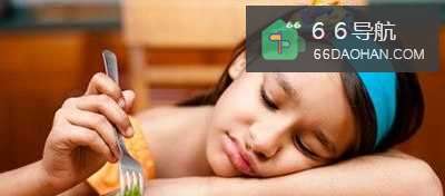 孩子贪玩不爱吃饭,家长怎样处理?