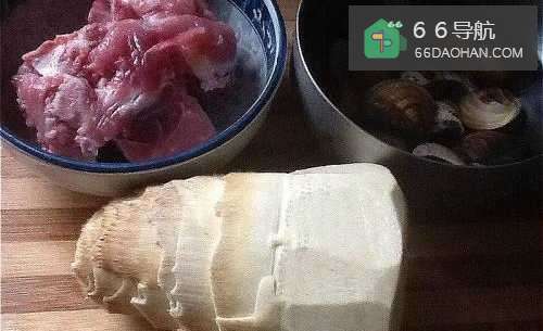 怎么处理出家常菜系列之毛笋排骨蛤蜊汤