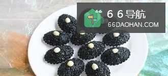 中华小吃制作技术大全之乌饭团的做法
