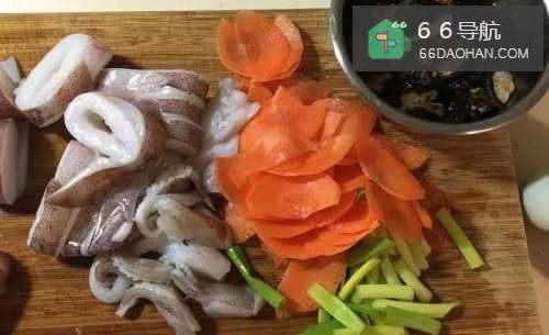 怎样做出家常菜系列之鱿鱼花菜羹