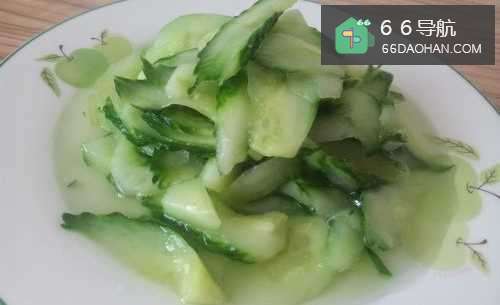 家常开胃小吃简单做——酸甜腌黄瓜