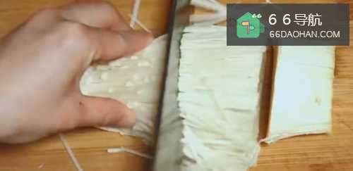 金针菇炒豆腐家常做法