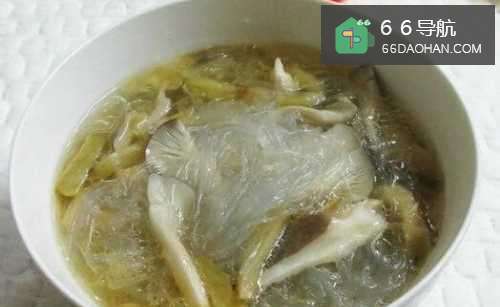 如何做一份美味的榨菜丝平菇煮粉丝？