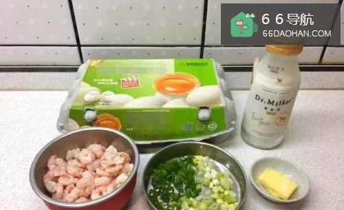 如何办出家常菜系列之虾仁炒鸡蛋