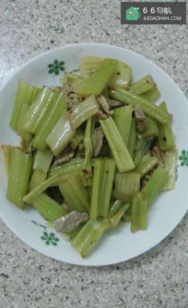 芹菜炒肉丝（降压，祛脂）