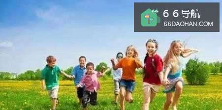 带小孩出门，小孩到处乱跑怎样处理？